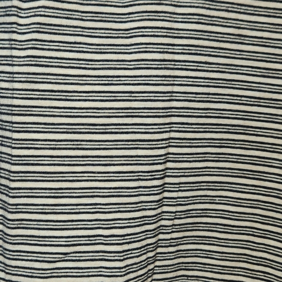 LULULEMON Yogini 5 Year Long Sleeve Tee, size 6 - Picture 7 of 13